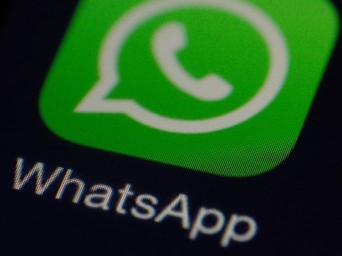 Covid-19 : WhatsApp limite le transfert de messages
