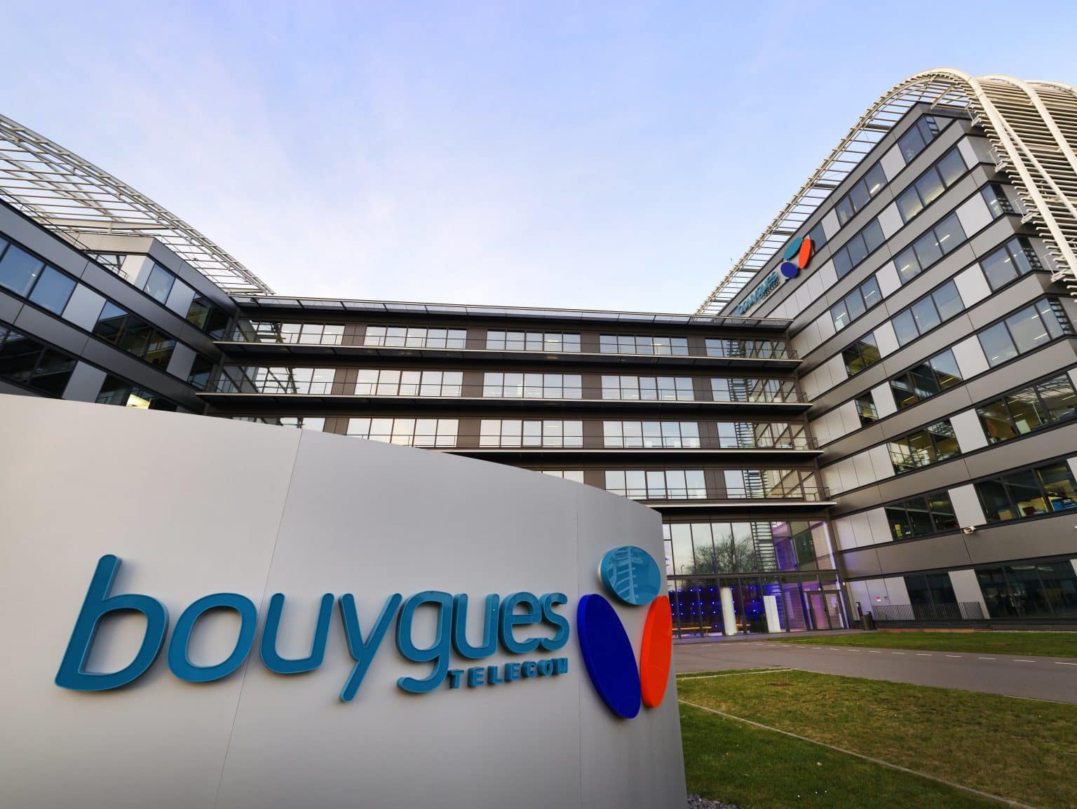 Bouygues Telecom Toute L Actualité Dossiers Et Analyses Silicon